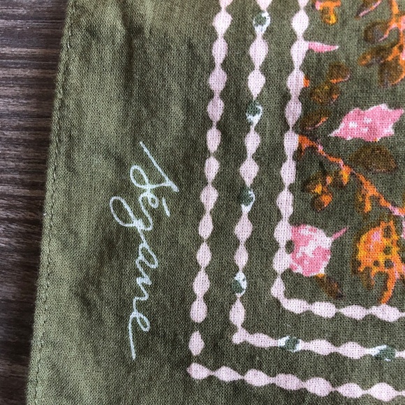 Sezane Green Floral Print Scarf - Picture 5 of 8